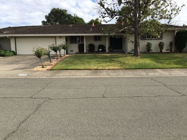 Primary Photo - 1328 San Augustine Way