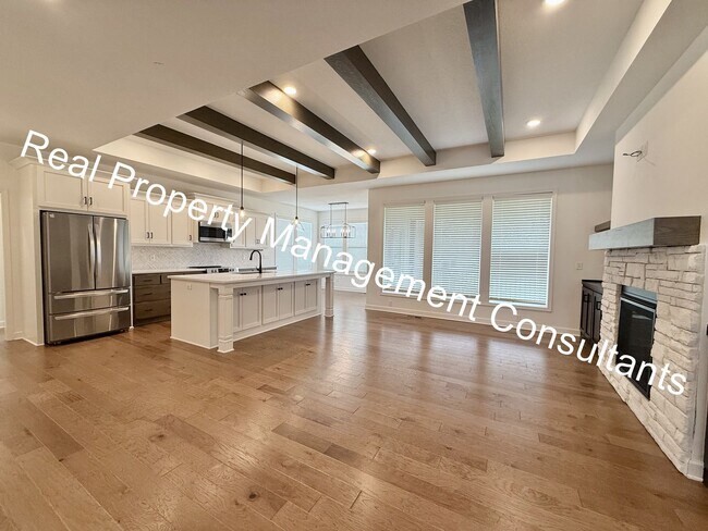 Foto del edificio - Extraordinary 3 bedroom home in Lee's Summit