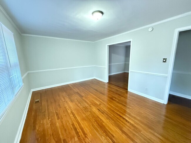 Foto del edificio - 2825 Amherst Rd