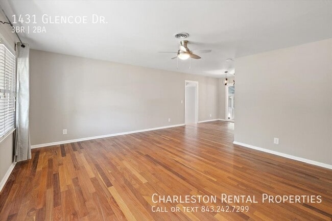 Building Photo - 1431 Glencoe Dr