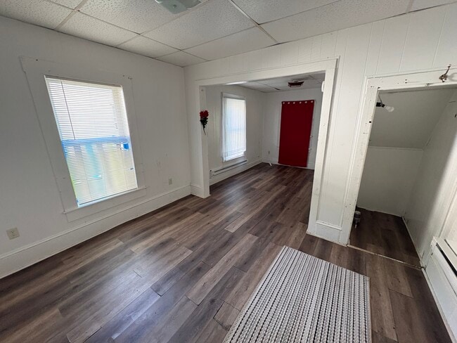 Building Photo - 703 W Briggs Ave