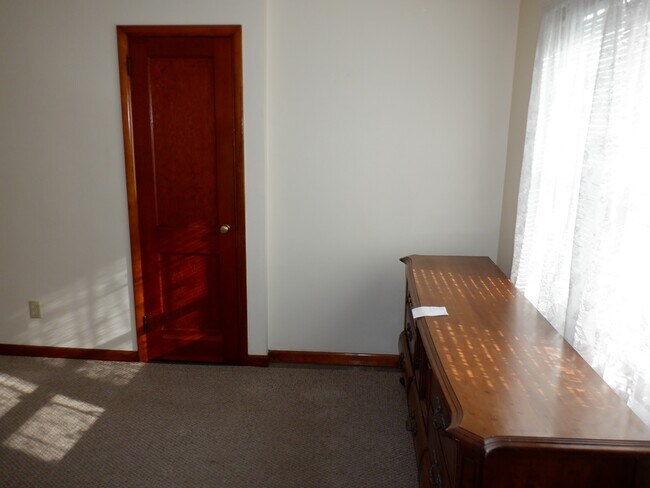 Foto del edificio - 26 Forest Ct