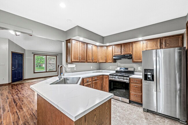 Foto del edificio - 213 Black Maple Ct