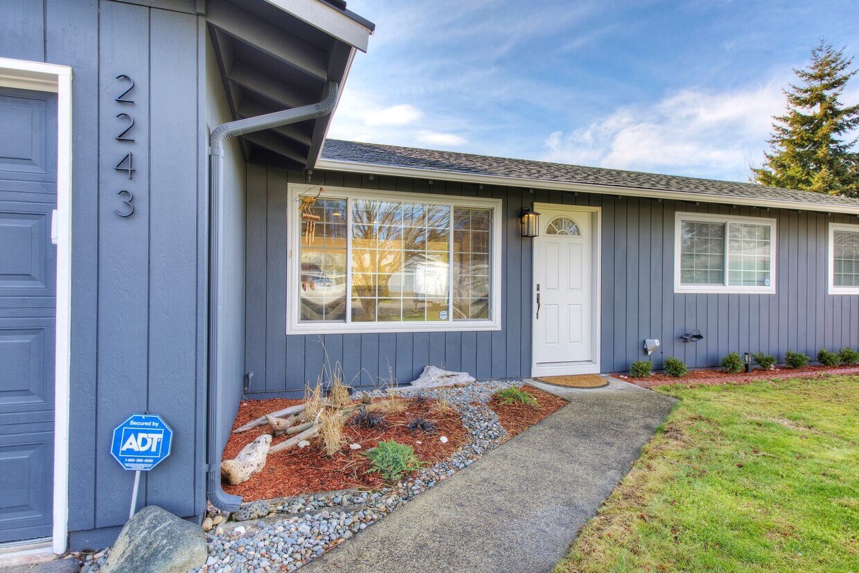 Foto principal - Cheery 3bedroom/1bath Rambler in Federal Way