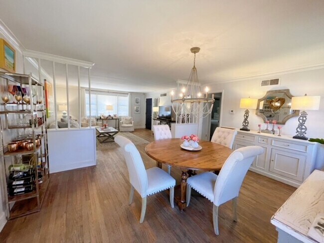 Foto del edificio - 3BD/2BA Home Located in Colonial Acres
