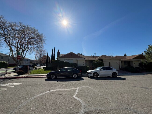 Building Photo - G1 | 170-172 12th Avenue*