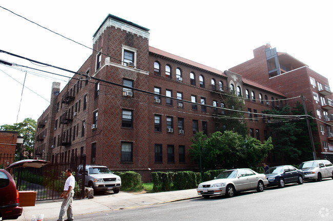 Building Photo - Sanford Towers