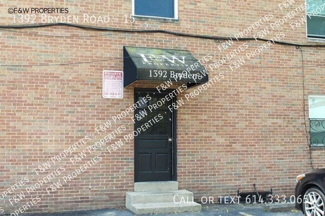 Building Photo - 1392 Bryden Rd