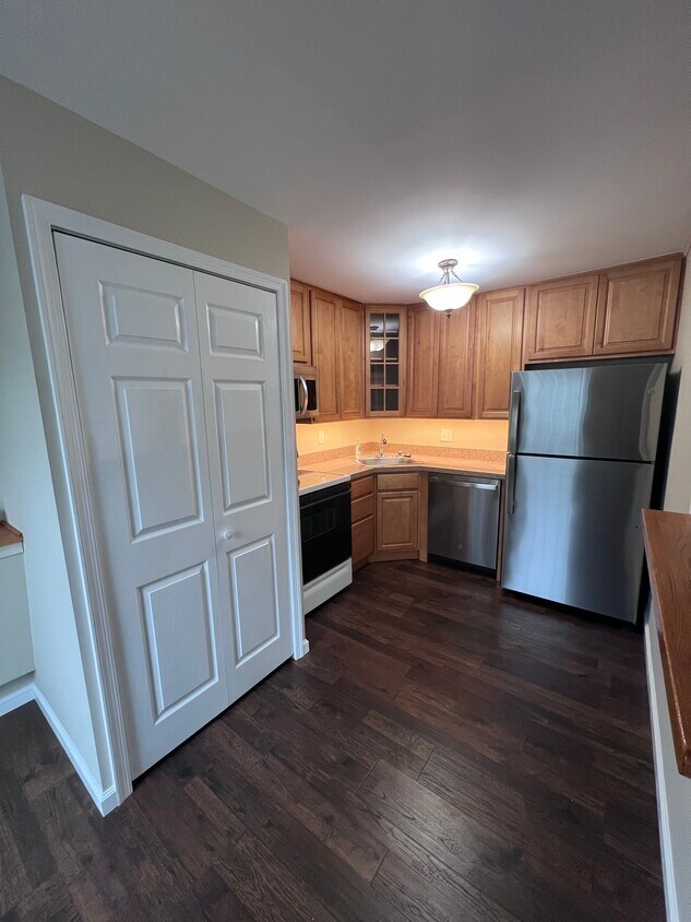 Kitchen - 403 S Main Street