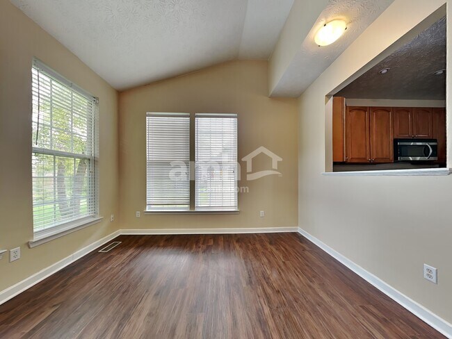 Foto del edificio - 1110 Anthem Ct