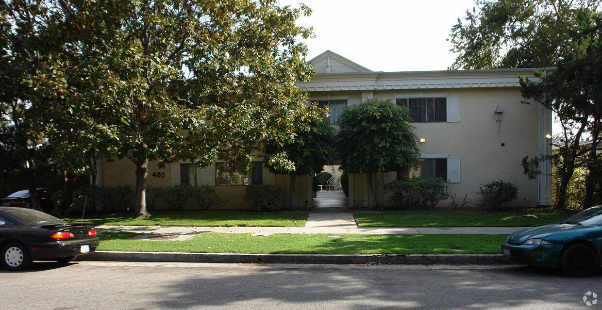 Foto del edificio - 400 Mentor Ave