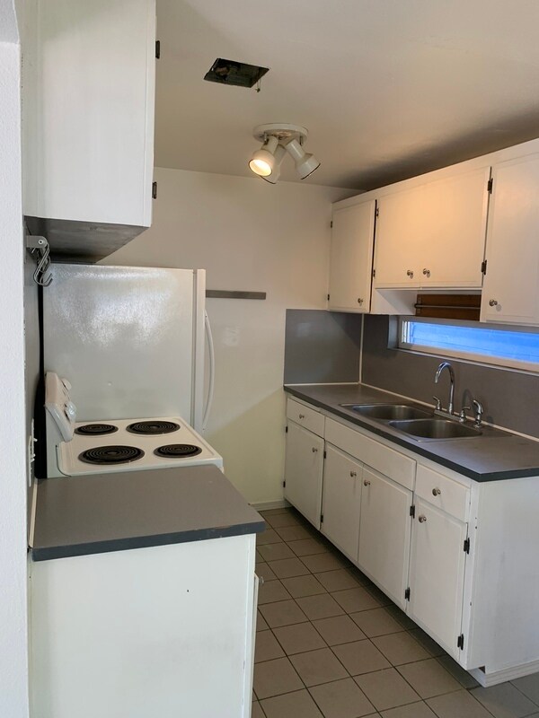 Foto del edificio - 1832 27th Ave