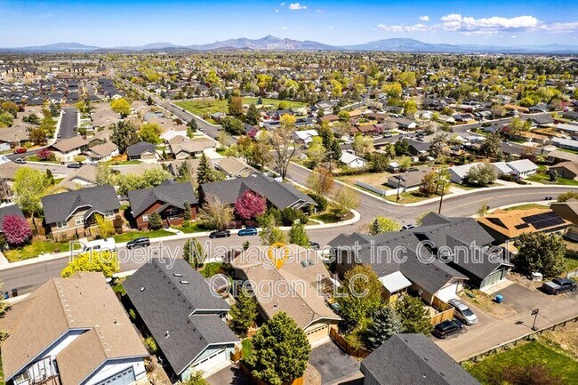 Foto del edificio - 3532 SW Salmon Ave