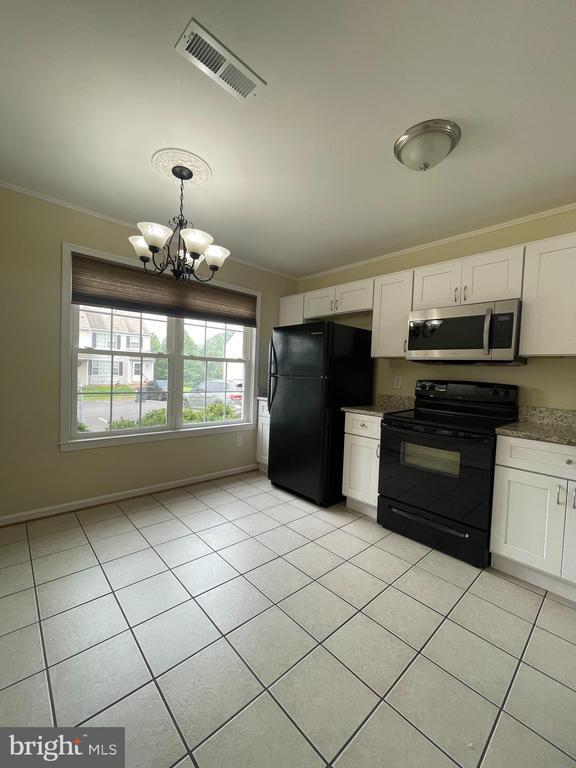 Foto del edificio - 405 Windsor Ridge Ct