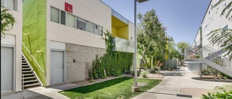 Building Photo - 1111 W University Dr