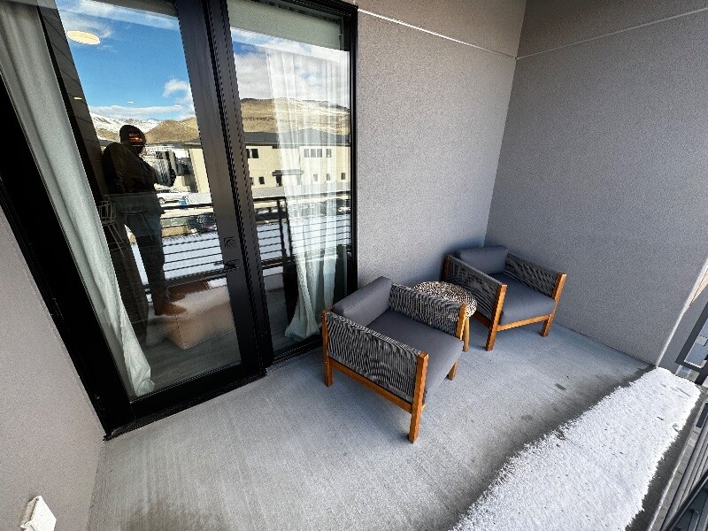Balcony - 3850 E Haystack St