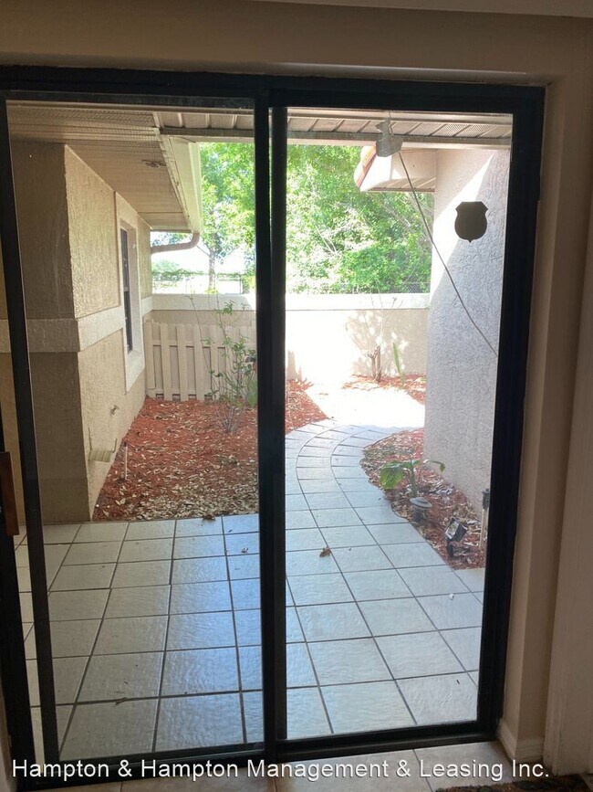 Building Photo - 3 br, 2 bath House - 7500 CHAPELHILL DR