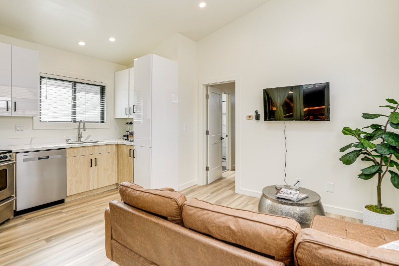 Photo - 3381 Pinole Valley Rd (Pinole, CA)