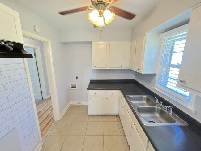 Foto del edificio - 158 Wilson St