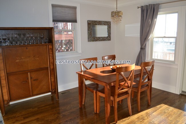 Building Photo - 349 Sumner St