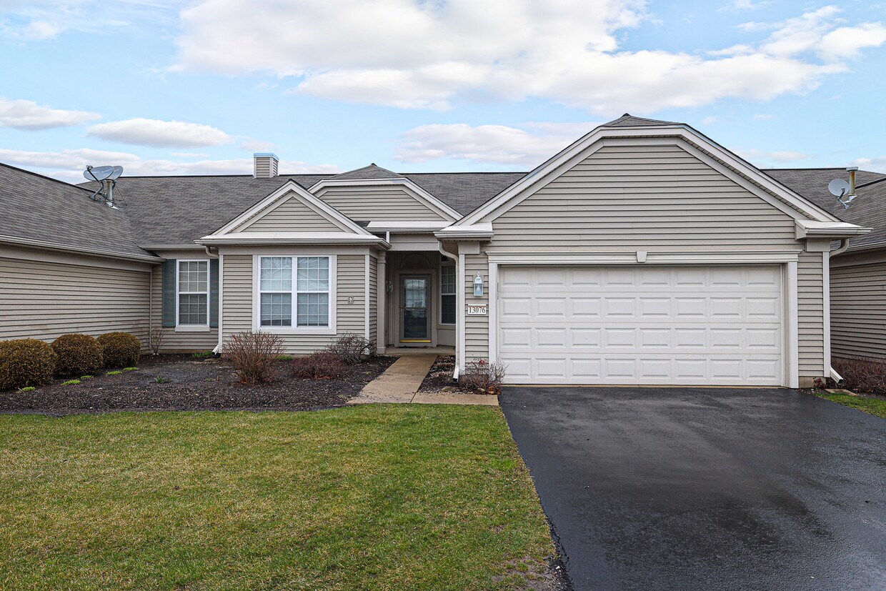 Primary Photo - 13076 Patriot Way