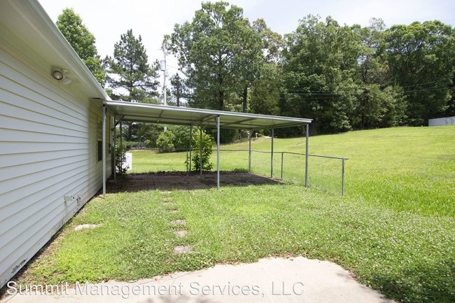 Building Photo - 4 br, 1.5 bath House - 813 Highway 6 West