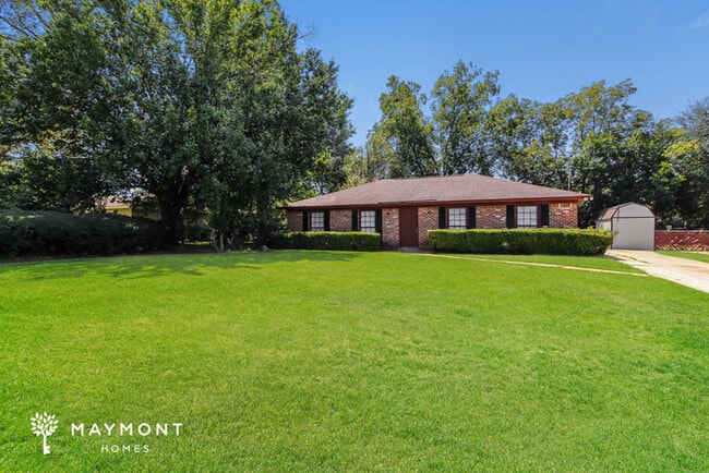 Building Photo - 1166 Bassett Dr