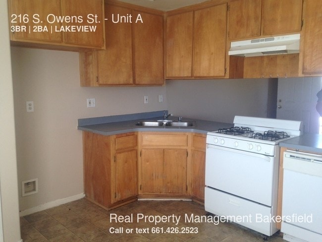 Building Photo - 216 S Owens St