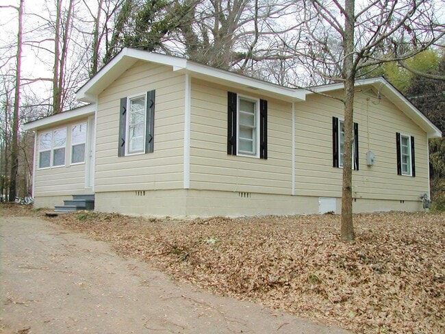 Building Photo - 3br House close to campus FOR RENT - FALL 2026 PRELEASE