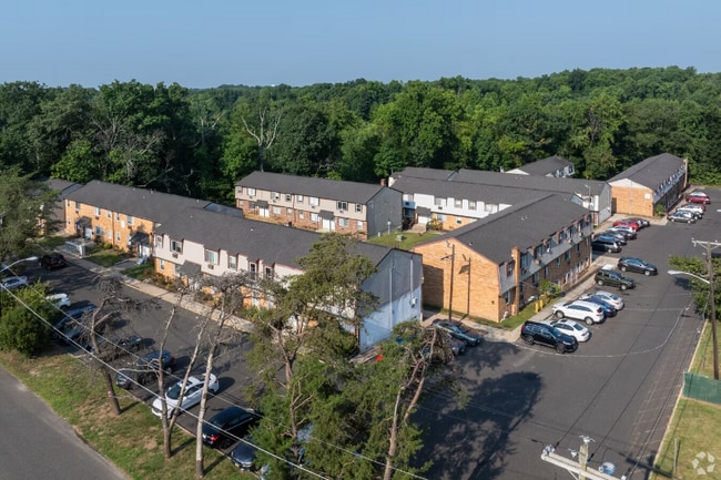 Building Photo - 227 Washington Ave