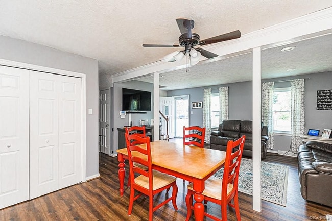 Building Photo - 6492 Marie Ln