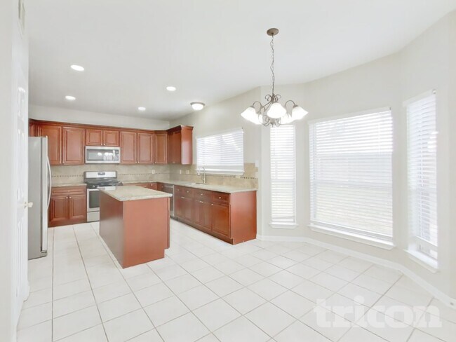 Foto del edificio - 5911 Klamath Falls Ct