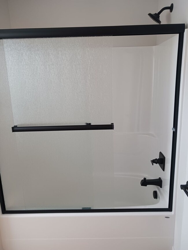 Foto del edificio - Fantastic Brand New 1 Bedroom Townhouse