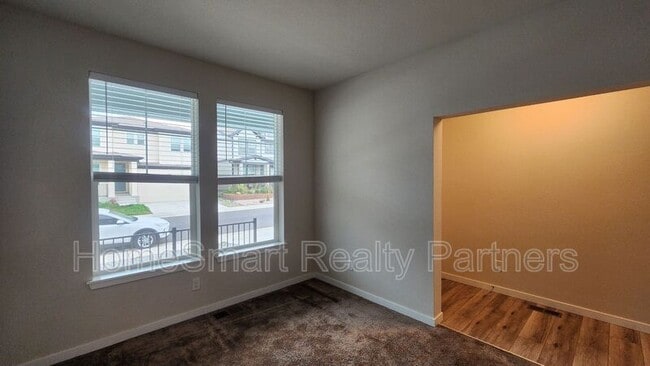Building Photo - 340 Fox Ln
