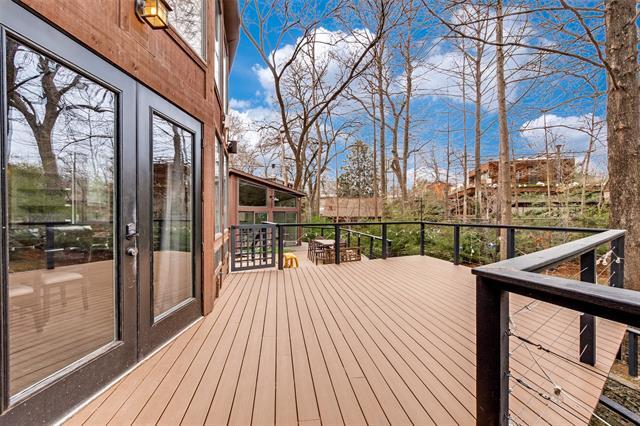 Foto del edificio - 9026 San Leandro Dr