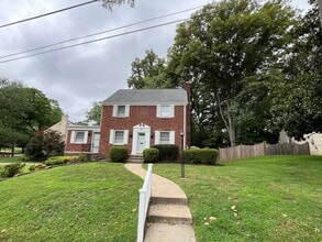 Building Photo - 4408 Glenridge St