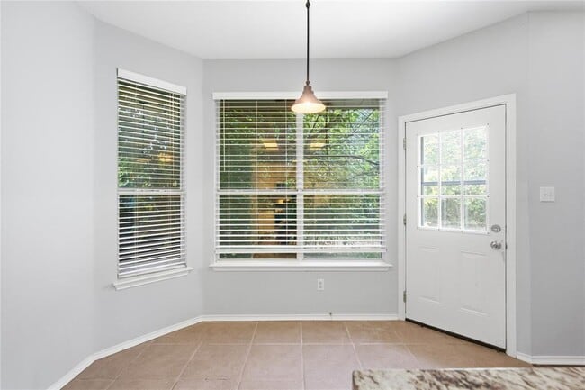 Building Photo - 3621 Bratton Heights Dr