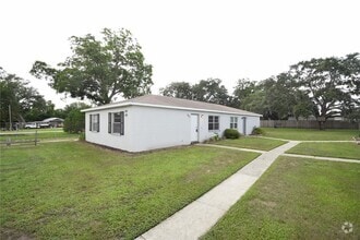 Building Photo - 891 School House Rd
