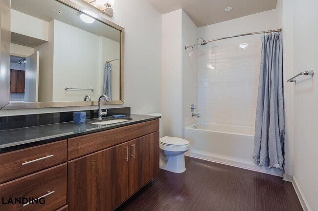 Foto del edificio - 1111 Austin Hwy