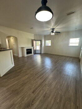 Foto del edificio - 6109 73rd St