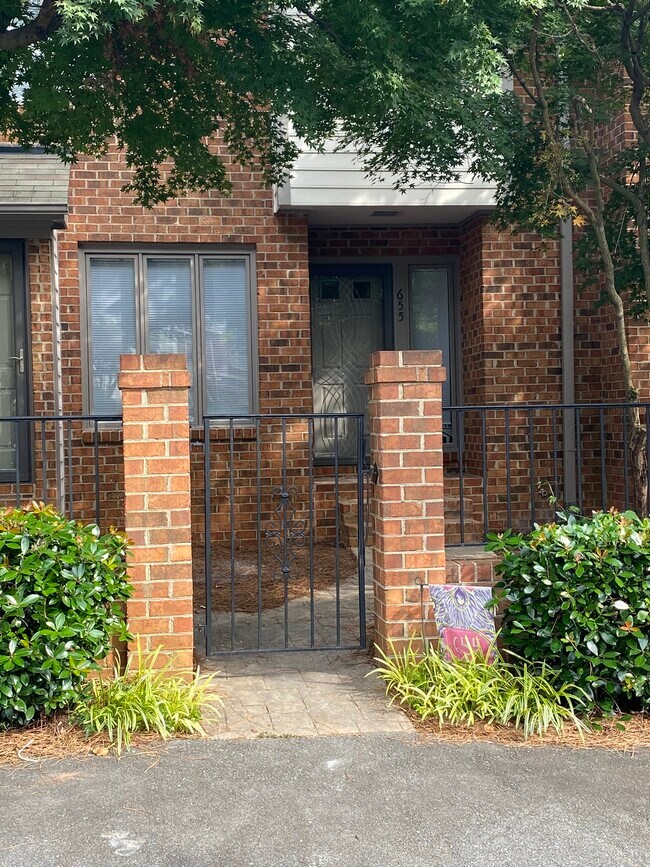 Photo - 655 Croston Dr Townhome