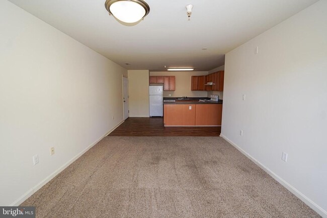 Foto del edificio - 30630 Umes Blvd