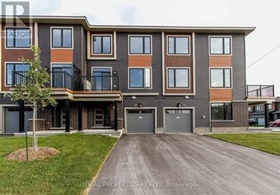 Building Photo - 702 Doneraile Walk