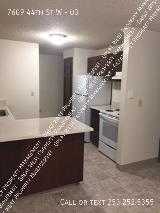 Foto del edificio - 7609 44th St W