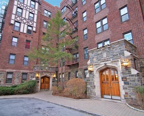 Primary Photo - 1 Sherwood Terrace