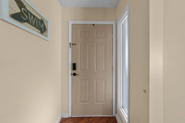 Foto del edificio - 1356 Glenns Bay Rd