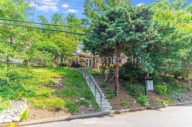 Foto del edificio - 813 31st St S