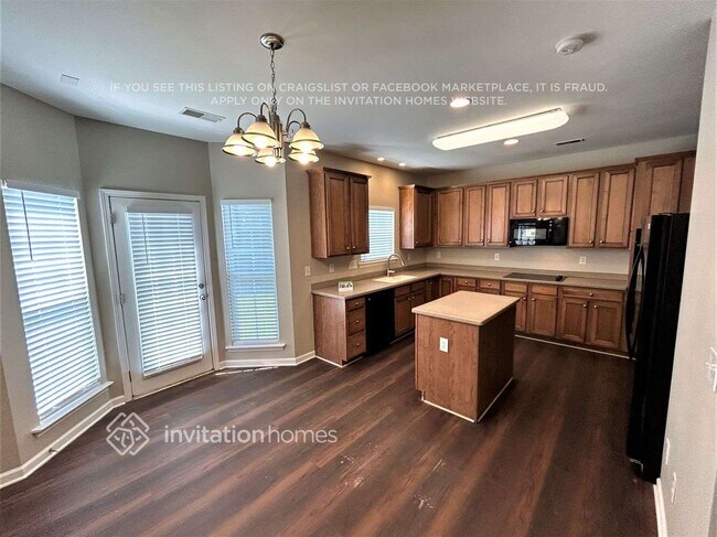 Foto del edificio - 3709 Wingfield Dr