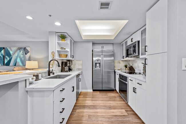 Foto del edificio - 13700 Marina Pointe Dr