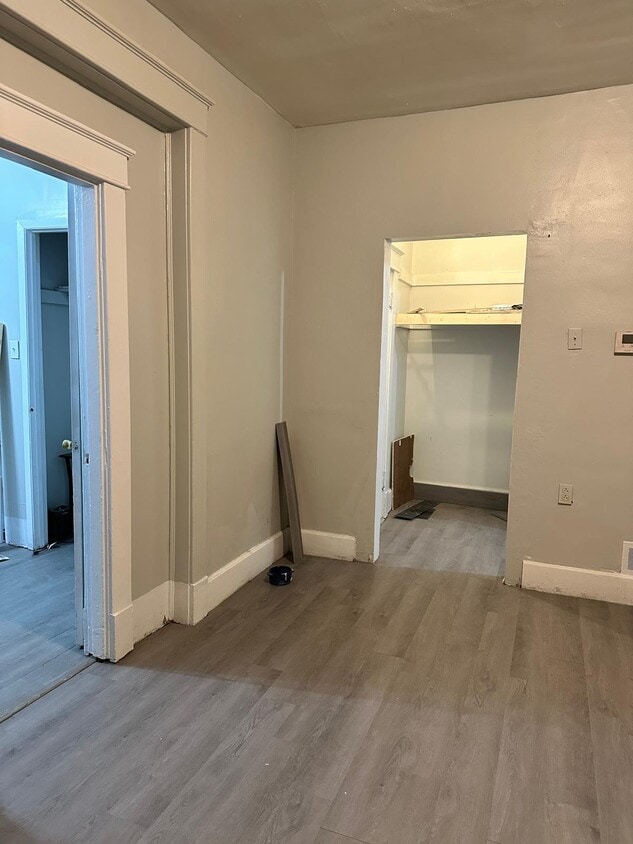 Foto del edificio - 710 E 6th St